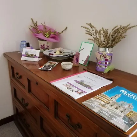 Di Lavanda Frühstückspension Cingoli